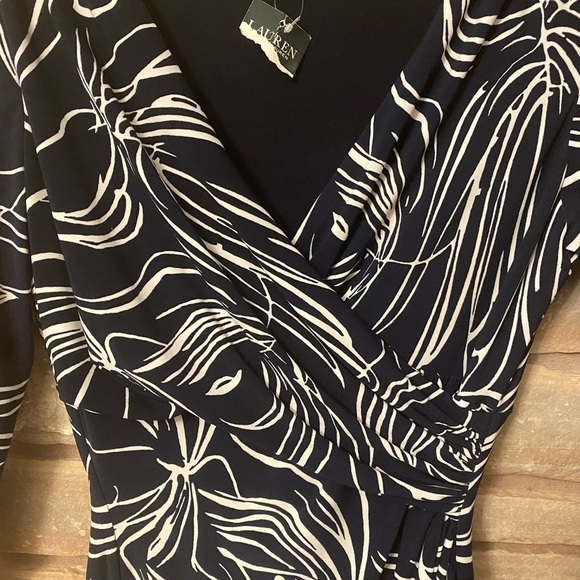 Lauren Ralph Lauren Women's Size 10 Black & White Jersey Sheath Dress Faux Wrap - Picture 11 of 15